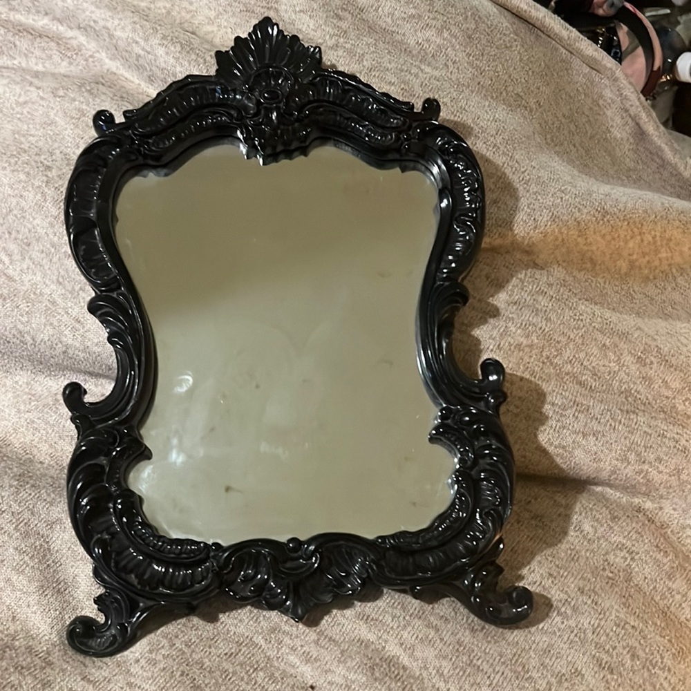 Cute/Fancy mirror wall decor